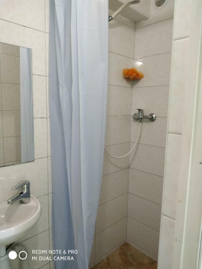 Guest House Butterfly Wing Odesa Exterior foto